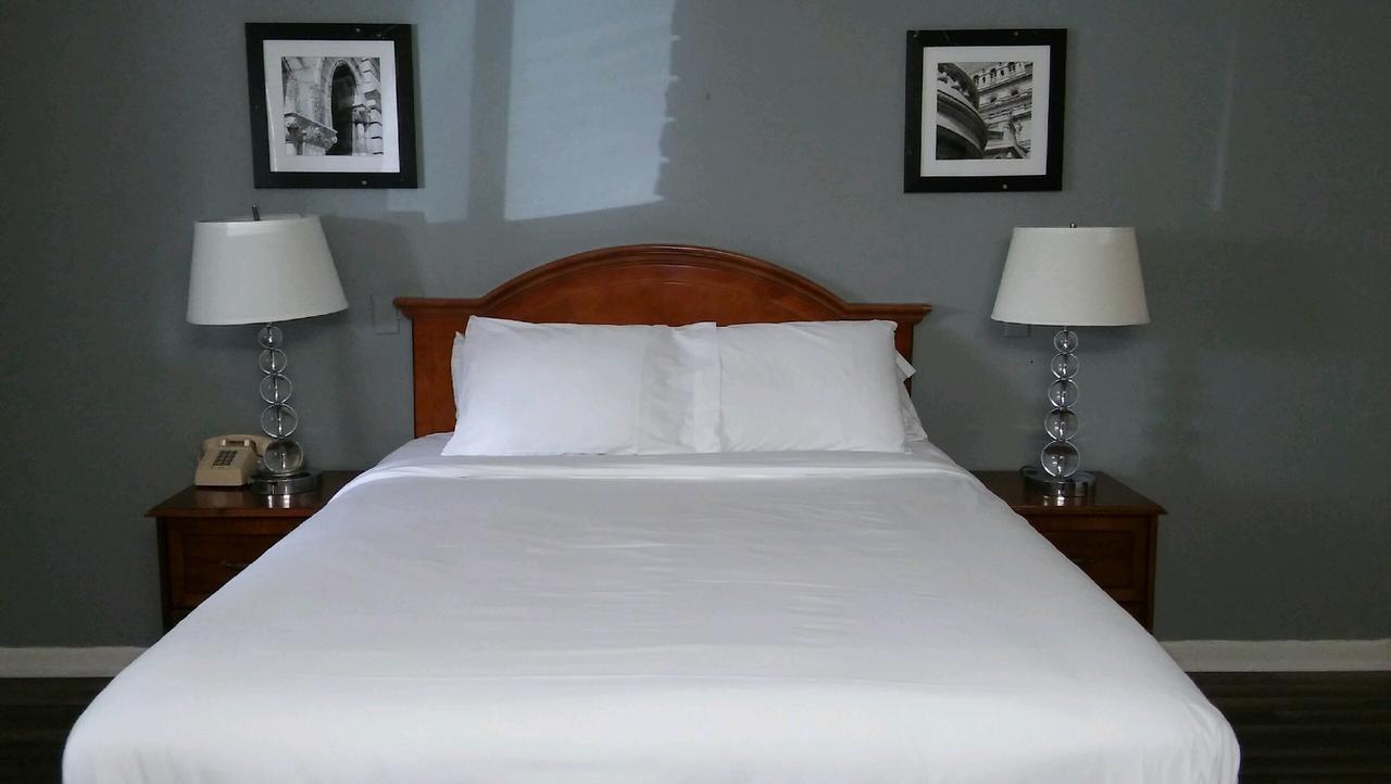 לה גריינג' The Oak Motel מראה חיצוני תמונה