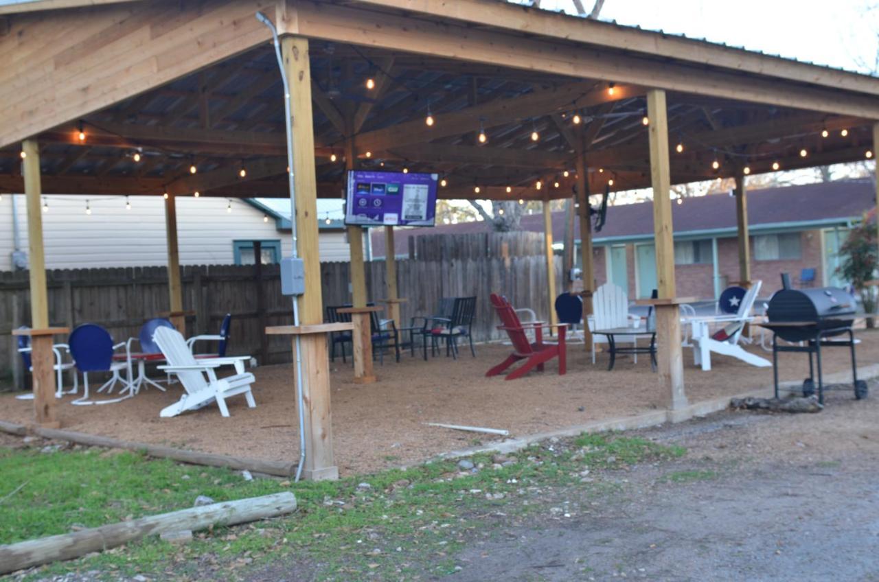 לה גריינג' The Oak Motel מראה חיצוני תמונה